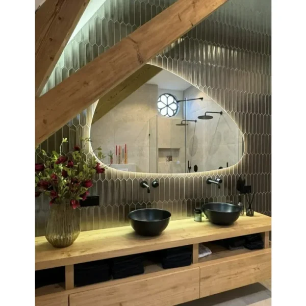 Moderne organische badkamerspiegel met led verlichting 80x50cm — изображение 2